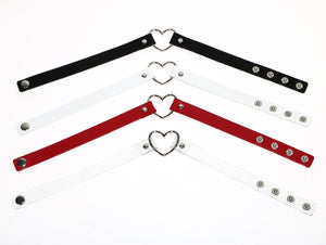 Adjustable Heart Leather Collar BDSM > Collars Touch of Fur 