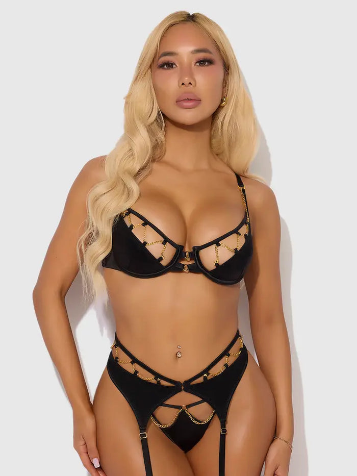 Evangeline Chain Bra and Garter 3-Piece