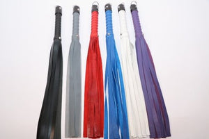 18" Classic Leather Flogger