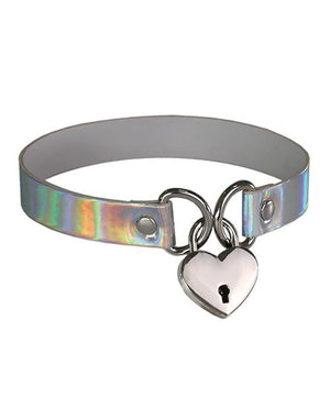 Plesur Heart Lock Collar