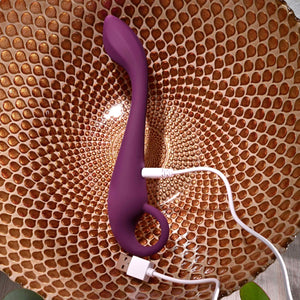 Lochness G Rechargeable Silicone G-Spot Vibrator